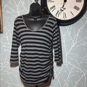Oh Baby by Motherhood striped maternity top gray black 3/4 sleeve size medium